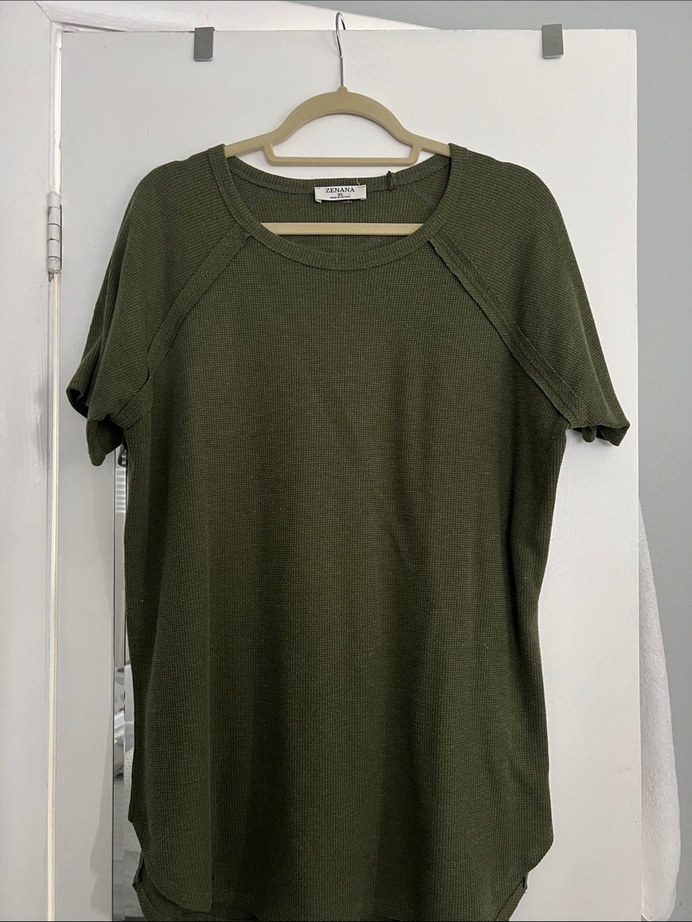 Women’s short sleeve long length shirt bundle - Picture 7 of 8